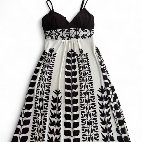 2000’s Dark Brown and White Floral Dress - Picture 1 of 6